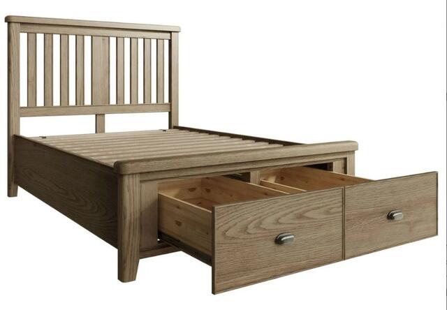 Sorrento 4'6 Bed with Drawers