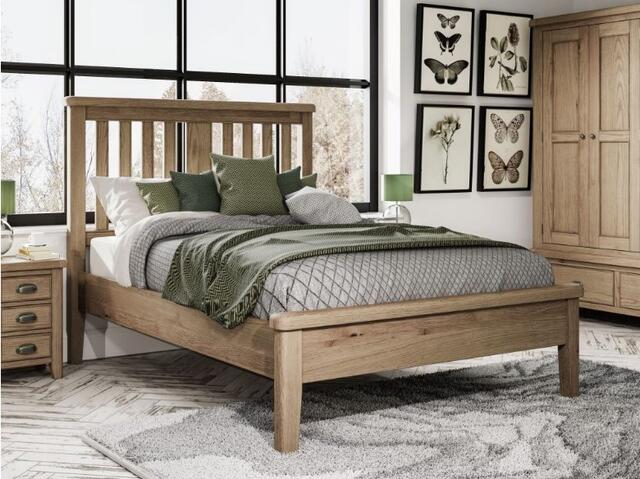 Sorrento 4'6 Bed with Wooden Headboard