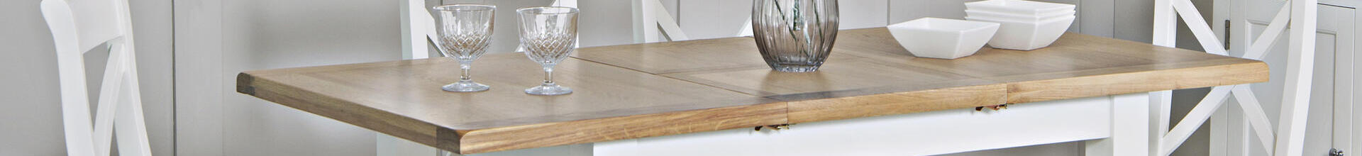 Venice White 1.2m Butterfly Table