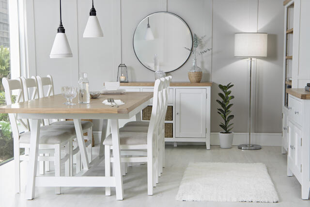 Venice White - Lifestyle Photos