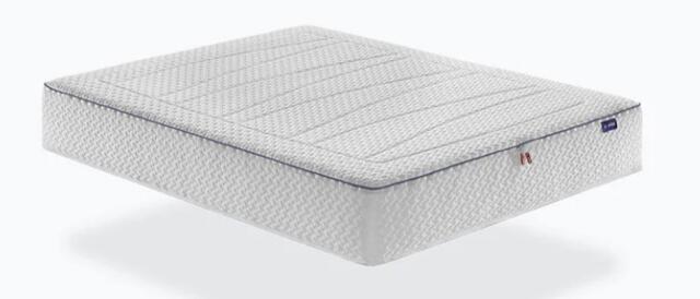 Khama Dual Lite Mattress 150 x 200 x 25cm Khama Dual Lite Mattress 150 x 200 x 25cm